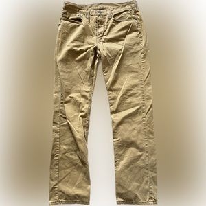 Levi’s Jeans.